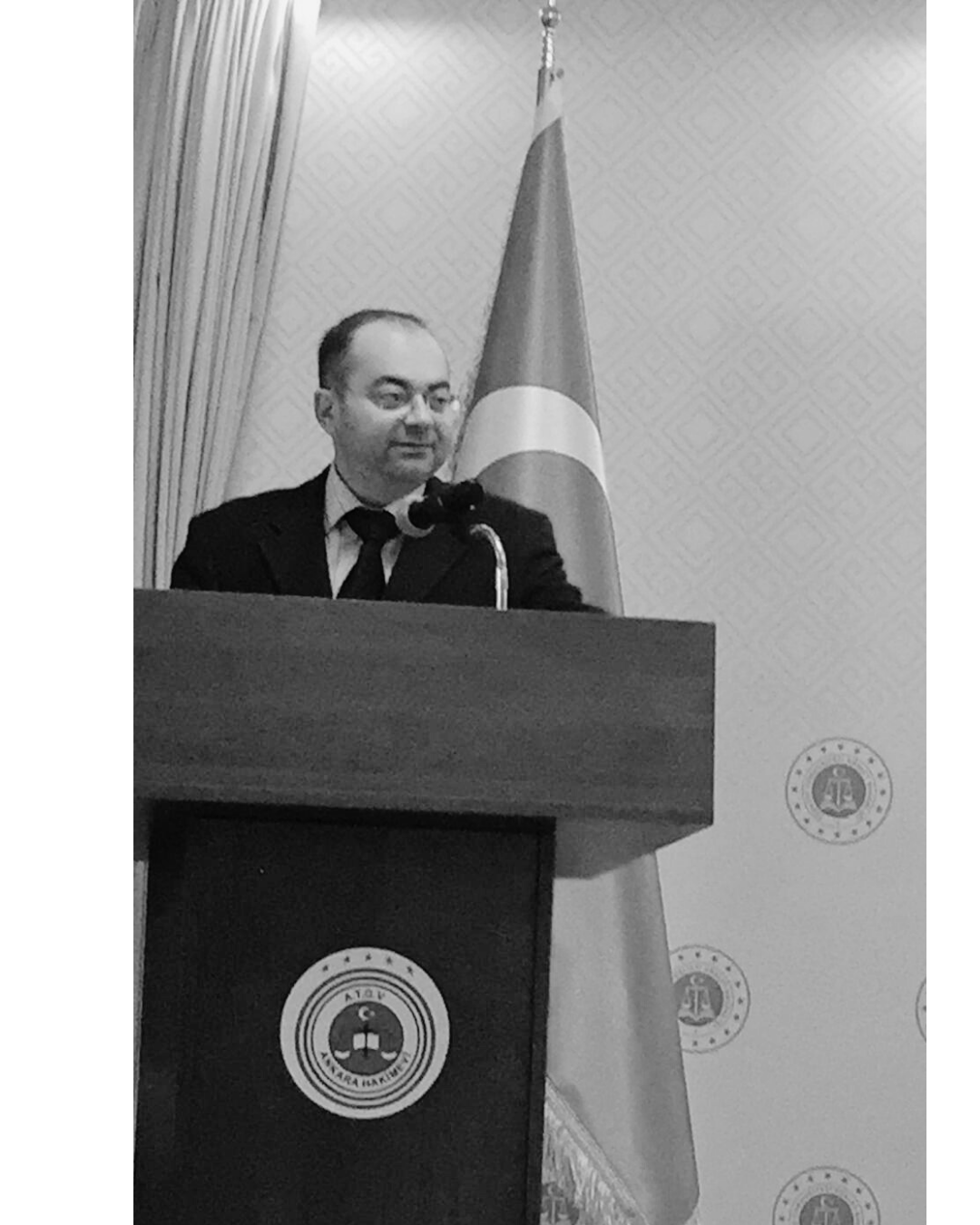 Mustafa Özbek Fotoğrafı